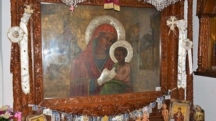 Λάρισα: Ιερόσυλοι έκλεψαν τα τάματα των πιστών και την εικόνα της Παναγίας